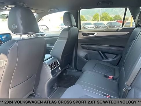 Used 2024 Volkswagen Atlas Cross Sport SE AWD/4WD image 20