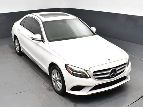 Used 2019 Mercedes-Benz C 300 4MATIC Sedan w/ Premium Package image 17