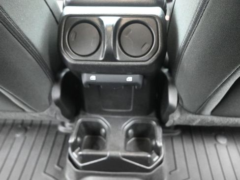 Used 2021 Jeep Wrangler Unlimited Sport image 29