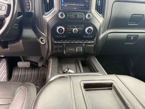 Used 2021 GMC Sierra 1500 Denali w/ Technology Package AWD/4WD image 11