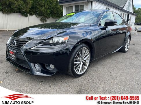 Used 2014 Lexus IS 250 AWD w/ Navigation Package image 4