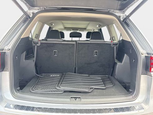 Used 2024 Volkswagen Atlas SEL Premium R-Line AWD/4WD image 9