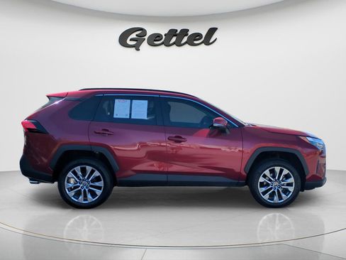 Certified 2022 Toyota RAV4 XLE Premium image 3