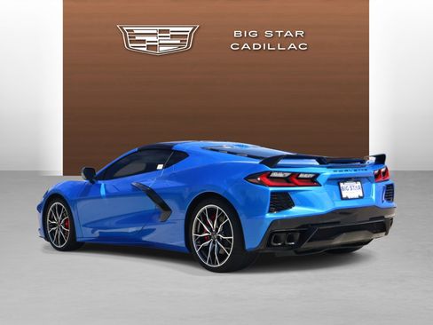Used 2024 Chevrolet Corvette Stingray Coupe w/ 1LT RWD image 3