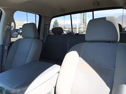 Used 2006 Dodge Ram 2500 Truck SLT w/ Quad Cab Big Horn Value Group image 16