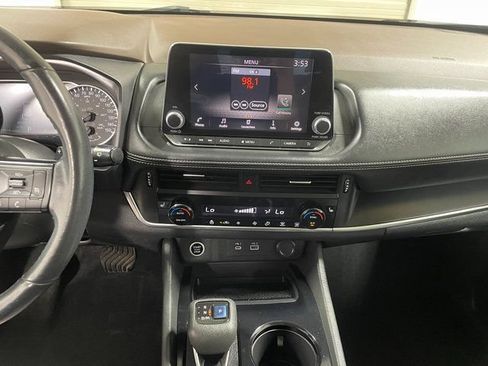Used 2022 Nissan Rogue S AWD/4WD image 16