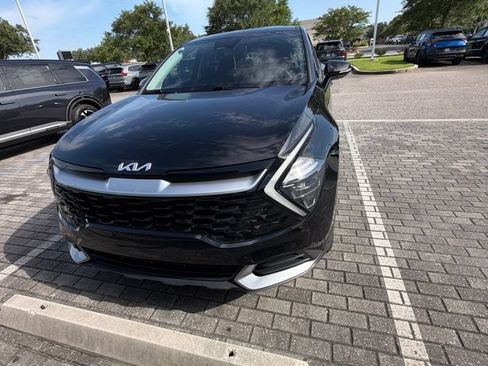 Used 2023 Kia Sportage EX FWD image 4