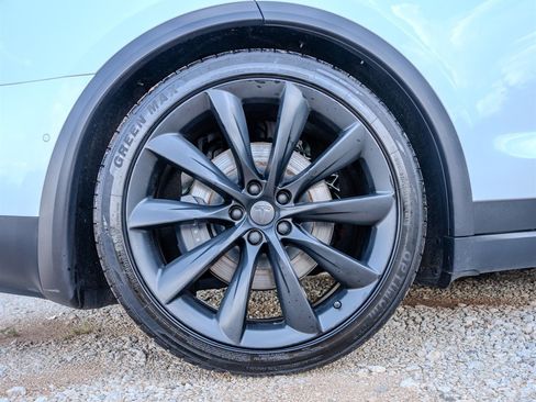 Used 2020 Tesla Model X Long Range AWD/4WD image 15