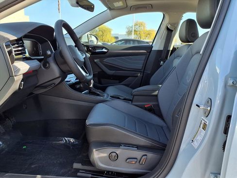 New 2026 Volkswagen Jetta SEL image 10
