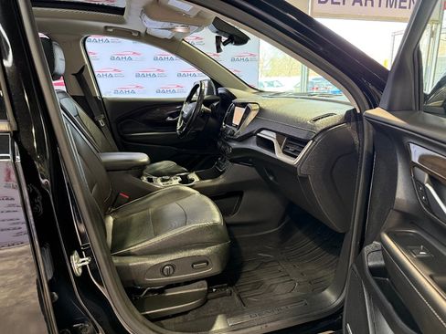 Used 2020 GMC Terrain Denali w/ GMC Pro Grade Package AWD/4WD image 43