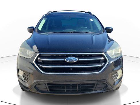 Used 2017 Ford Escape SE w/ SE Sport Appearance Package AWD/4WD image 2