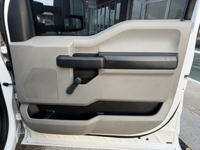 Used 2019 Ford F550 2WD Regular Cab Super Duty image 22