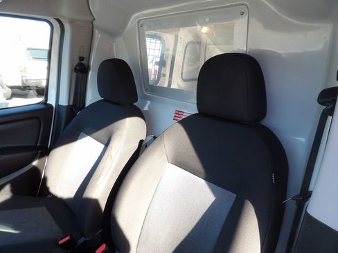 Used 2019 RAM ProMaster City Tradesman SLT image 13