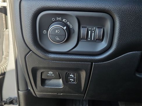 Used 2025 RAM 1500 Laramie image 23