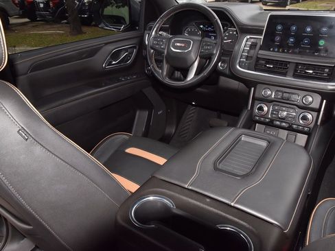 Used 2021 GMC Yukon AT4 w/ AT4 Premium Plus Package image 16