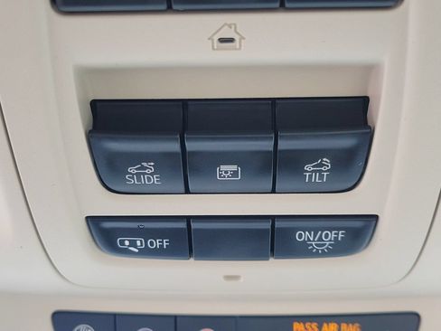 Certified 2023 Buick Envision Avenir AWD/4WD image 34