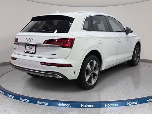 Used 2023 Audi Q5 Prestige w/ Prestige Package AWD/4WD image 6