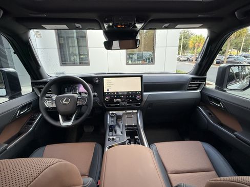 Used 2026 Lexus GX 550 AWD/4WD image 36