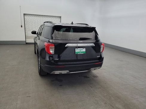 Used 2022 Ford Explorer XLT w/ Equipment Group 202A AWD/4WD image 6