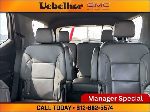 Used 2023 Chevrolet Traverse LT AWD/4WD image 23