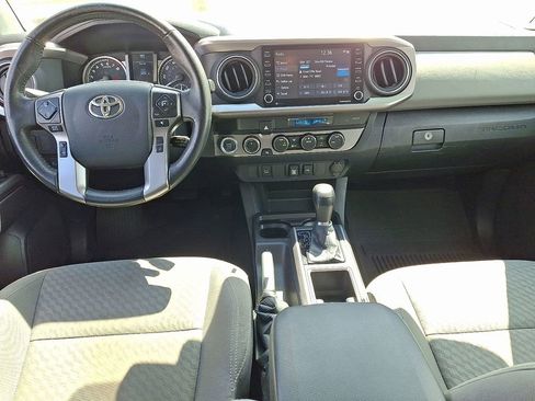Used 2023 Toyota Tacoma SR5 AWD/4WD image 15