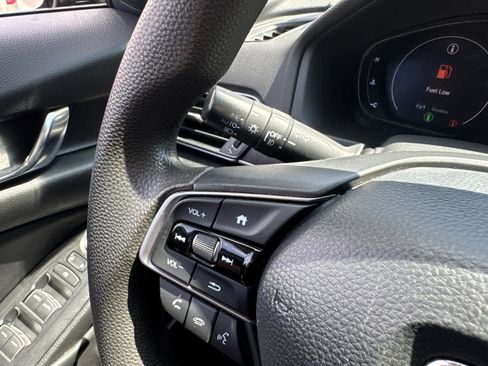 Used 2020 Honda Accord EX image 21