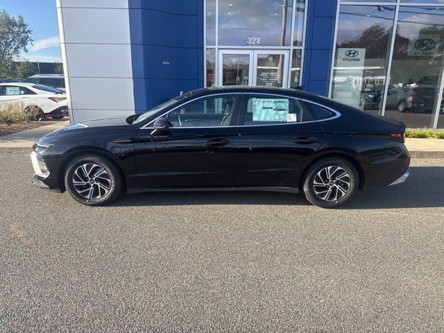 New 2026 Hyundai Sonata Blue FWD image 3