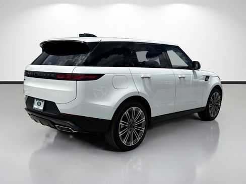 New 2026 Land Rover Range Rover Sport SE AWD/4WD image 5