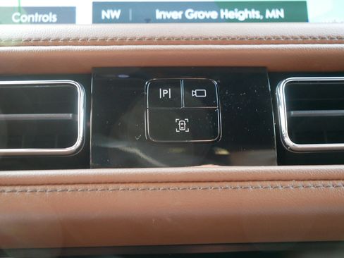 Used 2023 Lincoln Aviator Reserve w/ Jet Package AWD/4WD image 32