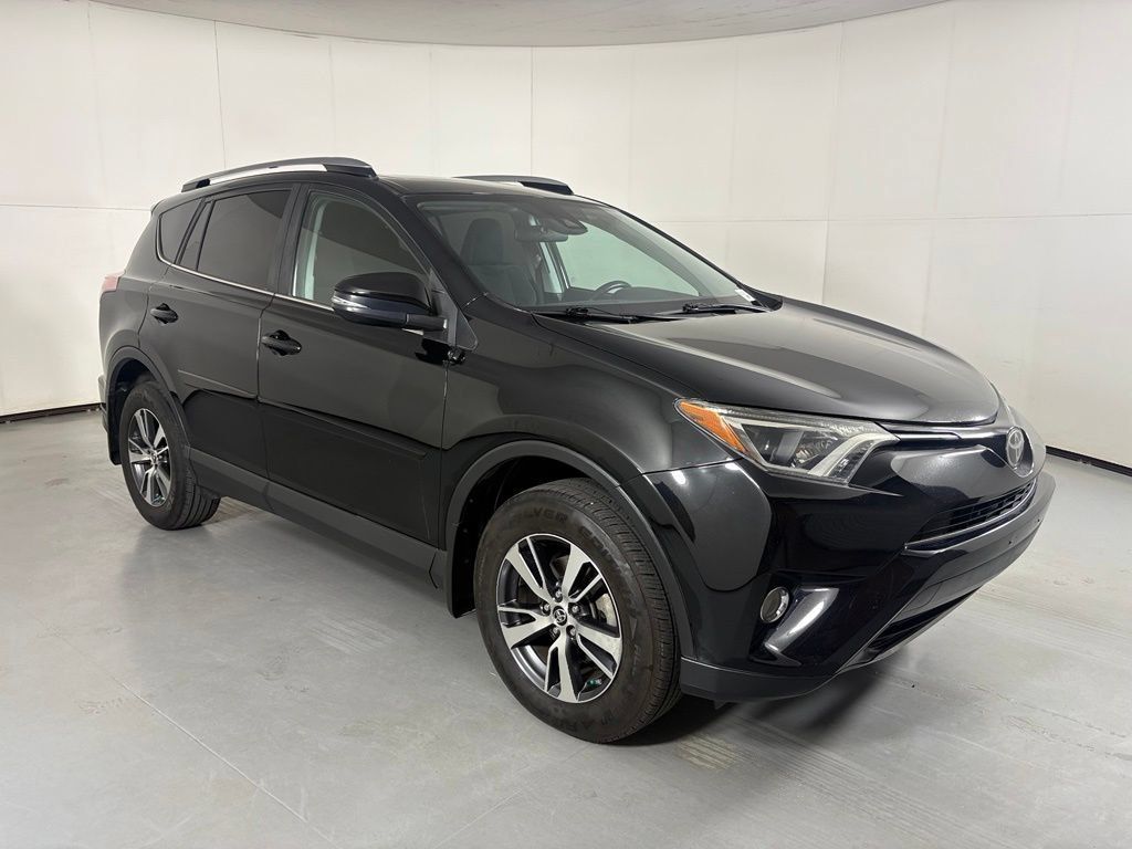 Used 2018 Toyota RAV4 XLE w/ Plus Extra Value Package AWD/4WD image 2