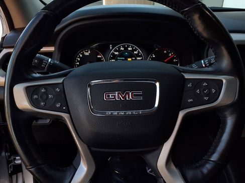 Used 2019 GMC Acadia Denali w/ Technology Package image 11