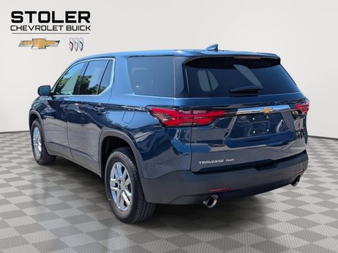 Used 2023 Chevrolet Traverse LS AWD/4WD image 3