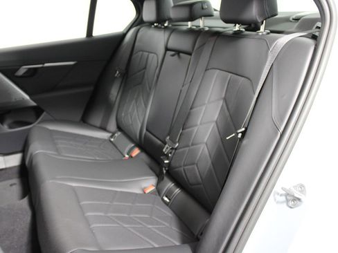 Used 2025 BMW i5 eDrive40i w/ M Sport Package image 35