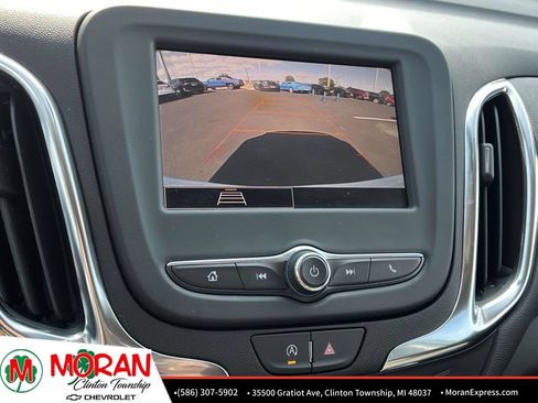 Used 2024 Chevrolet Equinox LT FWD image 21