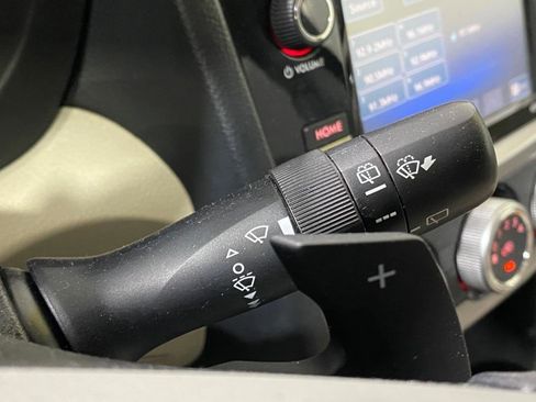 Used 2015 Subaru Crosstrek 2.0i Premium w/ Moonroof Package AWD/4WD image 19