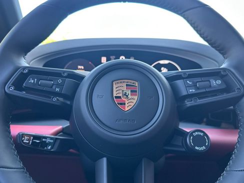 New 2025 Porsche Macan 4S Electric image 25