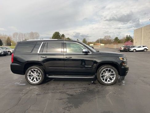 Used 2018 Chevrolet Tahoe Premier AWD/4WD image 5