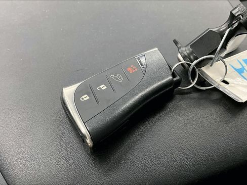 Used 2024 Lexus UX 250h FWD image 15