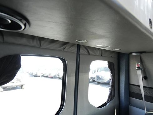 Used 2022 Mercedes-Benz Sprinter 144 Cargo image 36
