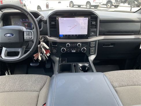 Used 2025 Ford F150 XLT w/ Equipment Group 301A Standard image 17