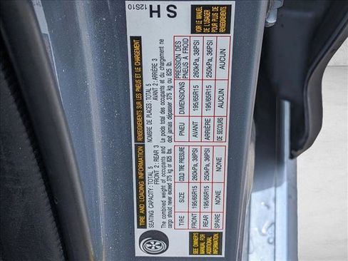 Used 2020 Toyota Corolla LE FWD image 16