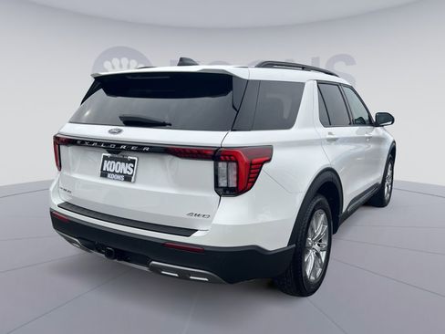 Certified 2025 Ford Explorer Active w/ Active Comfort Package image 7