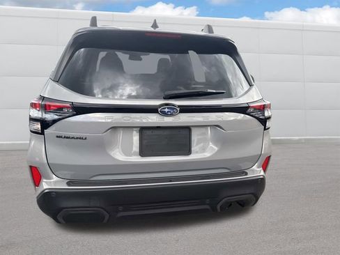 Used 2025 Subaru Forester Limited AWD/4WD image 4
