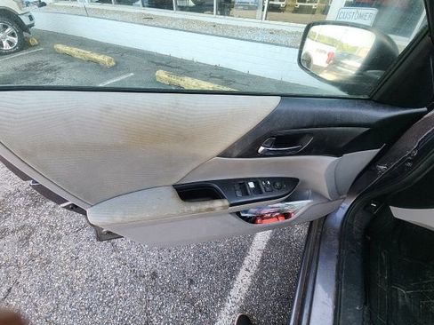Used 2014 Honda Accord LX image 14