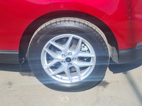 Used 2024 Ford Edge SEL w/ Convenience Package image 7