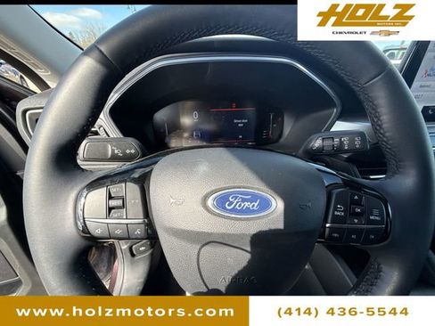 Used 2023 Ford Escape Active AWD/4WD image 11