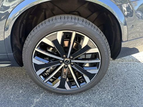 New 2026 Volvo XC90 B6 Ultra w/ Protection Package AWD/4WD image 9