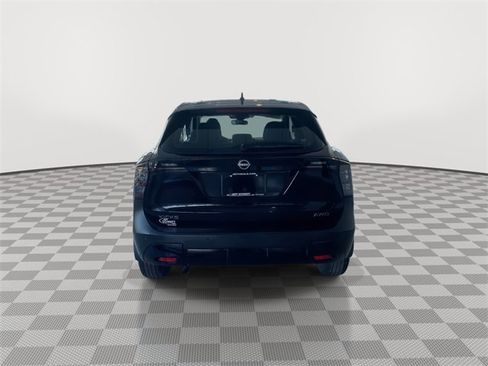 Used 2025 Nissan Kicks S image 9