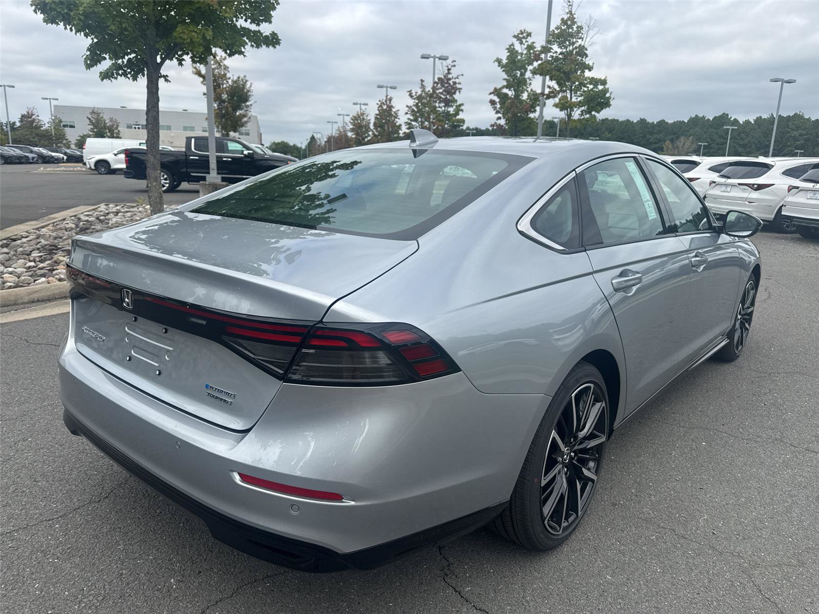 New 2026 Honda Accord Hybrid Touring image 7