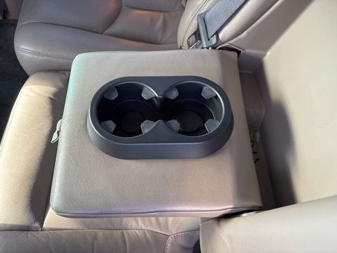 Used 2003 Chevrolet Avalanche 4x4 w/ Suspension Package, Off-Road image 33